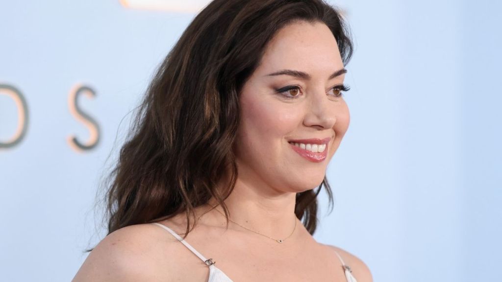 Aubrey Plaza Is a Mom, Welcomes Baby With Christopher Abbott