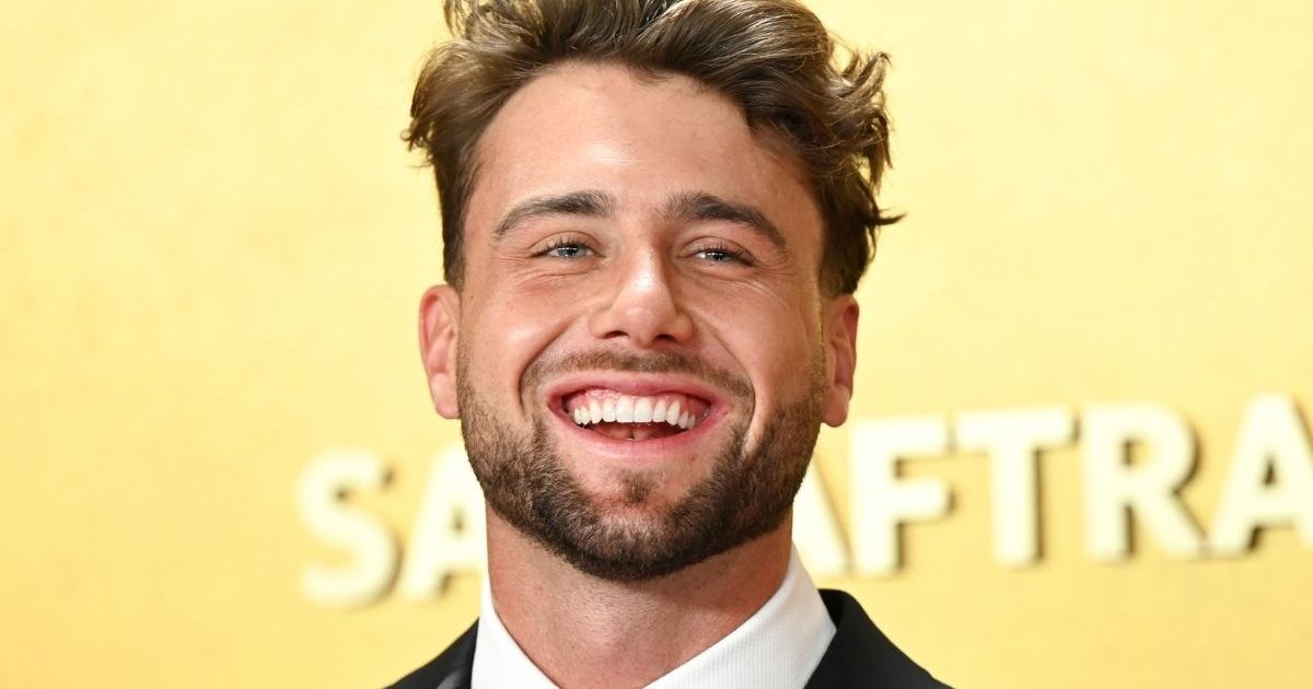 Harry Jowsey Spills the Tea on Bizarre Penis Botox Procedure…
