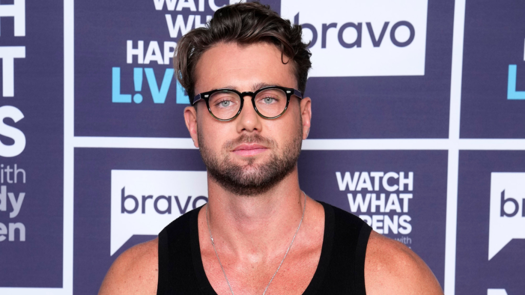 Harry Jowsey marries Amber Mozo in the Let’s Marry Harry finale