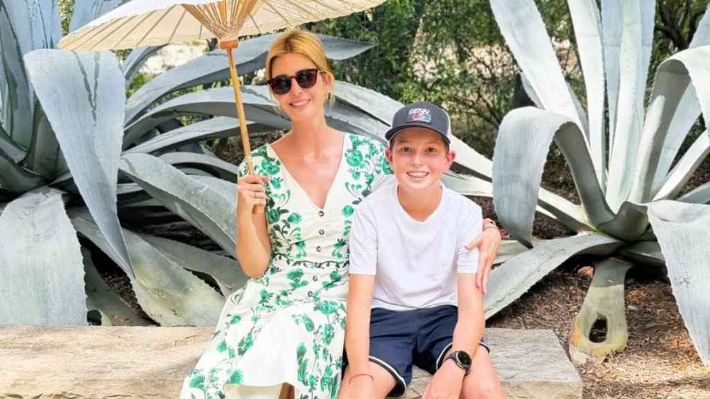 Ivanka Trump's $525 Plunging Saloni Vine Dress Proves Simple Does It