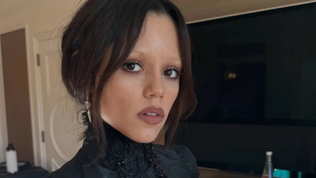 Jenna Ortega Raises the Heat in a Pair of Shorts Cut Down to the Bare Minimum