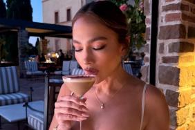 Jennifer Lopez’s Bikini Scene in ‘Office Romance’ Took Serious Preparation