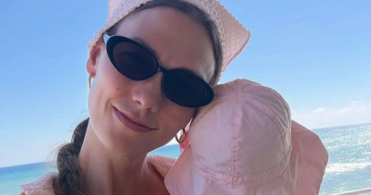 Karlie Kloss Recaps Her 'Last Bits of Summer' With Sons & Baby Daughter