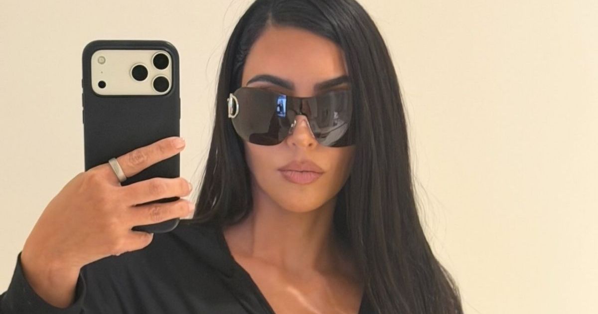 Kim Kardashian Puts Her Curves on Full Display in a&hellip;
