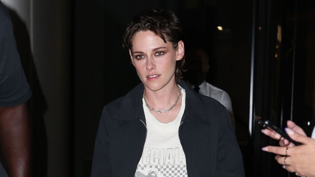 Kristen Stewart's Camilla & Marc Lace Skirt Couldn't Be More See-Through