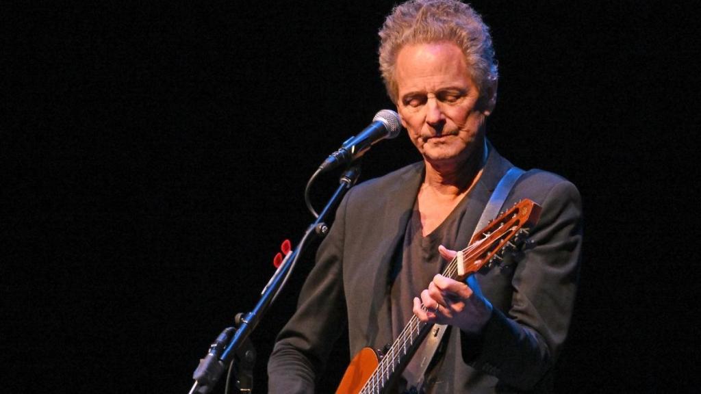 Lindsey Buckingham Shares Surprising Update on Stevie Nicks, Fleetwood Mac Rift