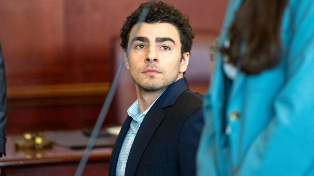 Luigi Mangione Expected to Make Major Move in Brian Thompson Case