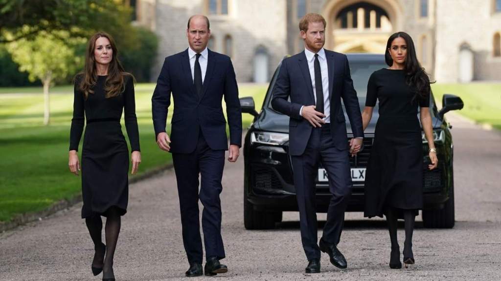 Meghan Markle & Prince Harry Plotting To Steal Kate & William’s Spotlight — Source