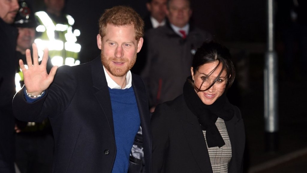 Meghan Markle's Missing Ring Could Be a Warning to Prince Harry — Insider