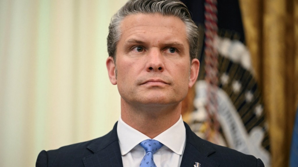 Pete Hegseth’s Tribute to Lindsey Graham Came With a $1.5 Trillion Appeal