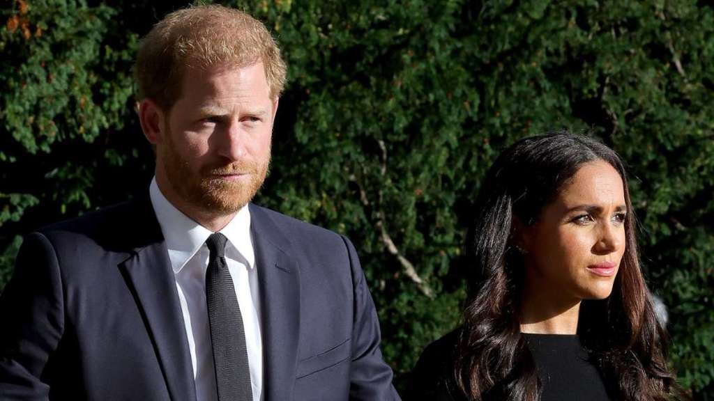 Prince Harry Gives Warning to Meghan Markle After Recent Drama — Source