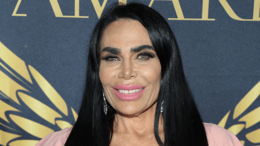 Renee Graziano announces she is now an ordained minister and available to officiate weddings