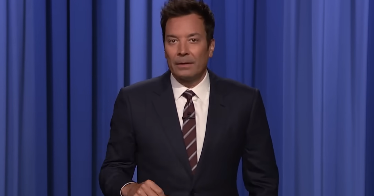Jimmy Fallon Recreates Donald Trump's Bizarre Air Force One Escape