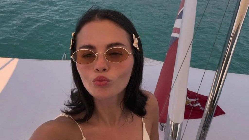 Selena Gomez Bares Her Curves To Scandalous New Levels While Sunbathing