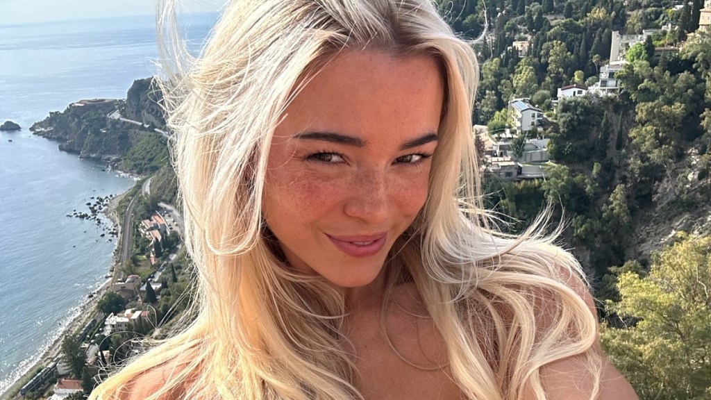 livvy dunne