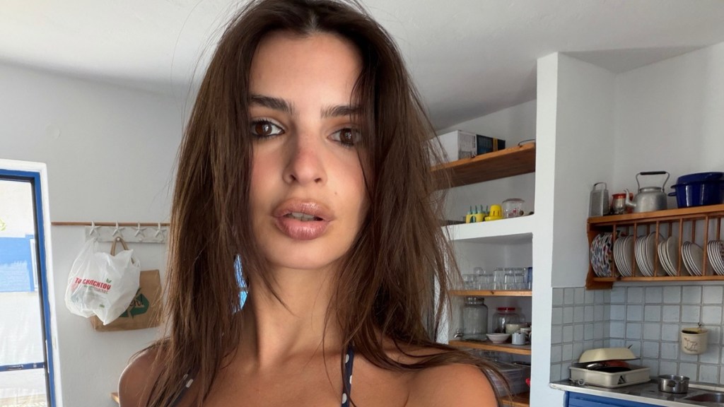 emily ratajkowski