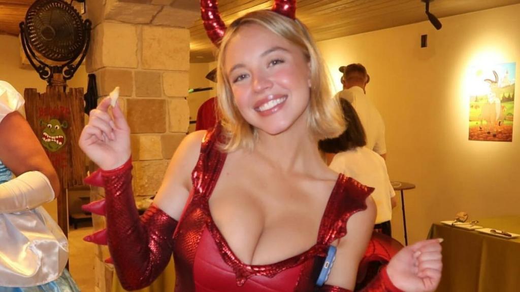 Sydney Sweeney’s Delicate Lacy Lingerie Clings Tight & Reveals Far Too Much