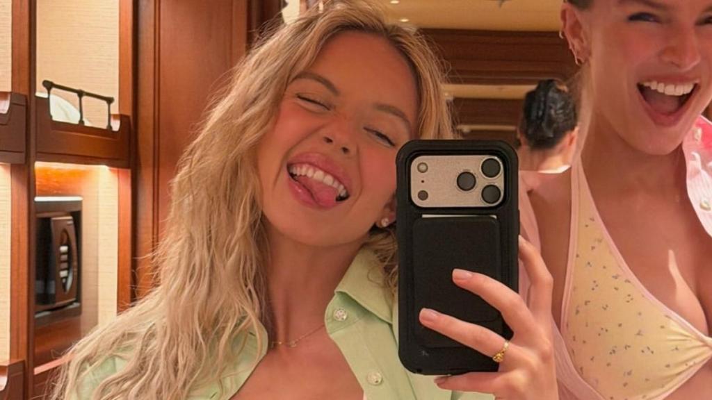 Sydney Sweeney Whips Up a Batch of Smoothie in Ultra-Mini Plunging Romper
