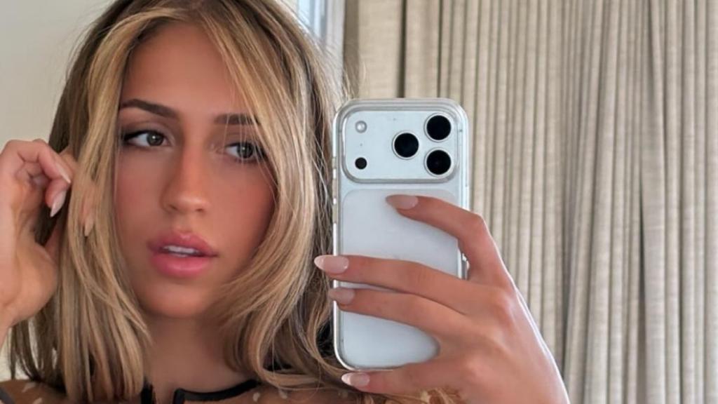 Tate McRae Leaves Her Shirt Dangerously Unbuttoned in Daring Photo