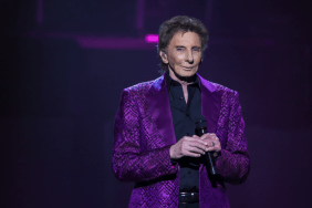 Barry Manilow Sparks Concern After Abruptly Canceling 2 Vegas Shows