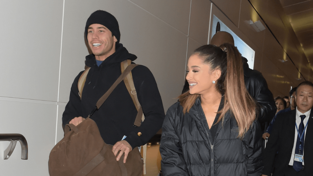 Ariana Grande Wastes Zero Time Getting Inked for Ricky Álvarez