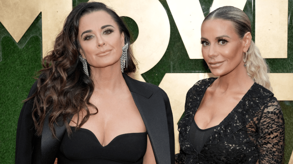 Kyle Richards Extends Olive Branch, Dorit Kemsley Leaves It Dead