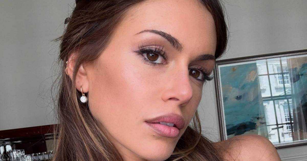 Kaia Gerber Is Seconds Away From Baring It All in Fully Sheer Lace Dress