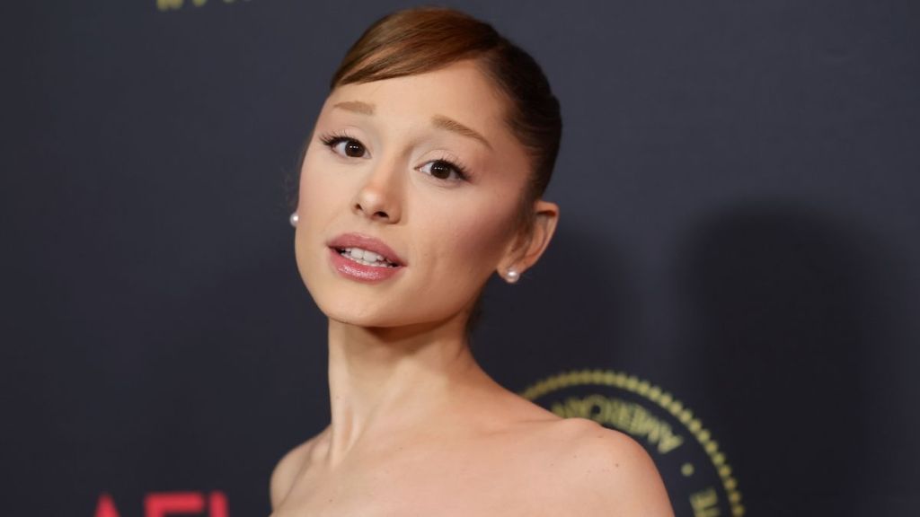 Ariana Grande's West End Exit Triggered Backstage Chaos — Insider