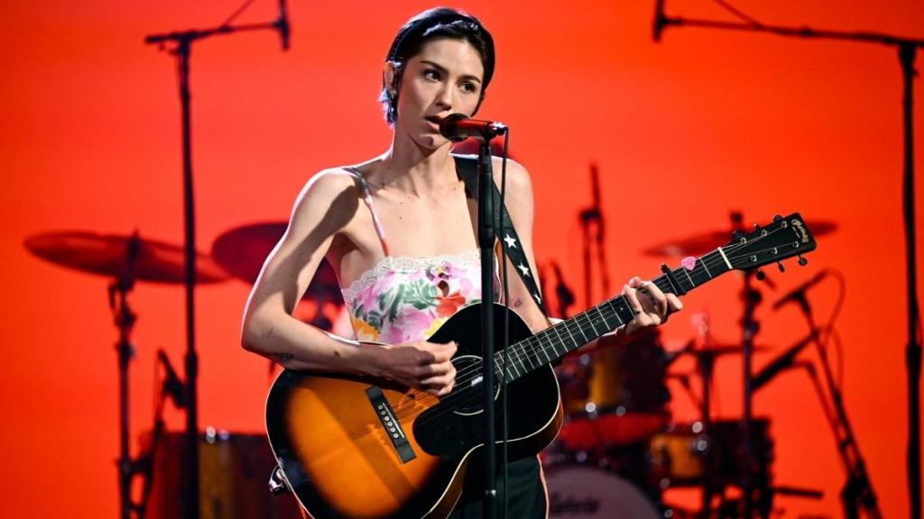 Gracie Abrams Gets Brutally Honest About Mental Health Struggles