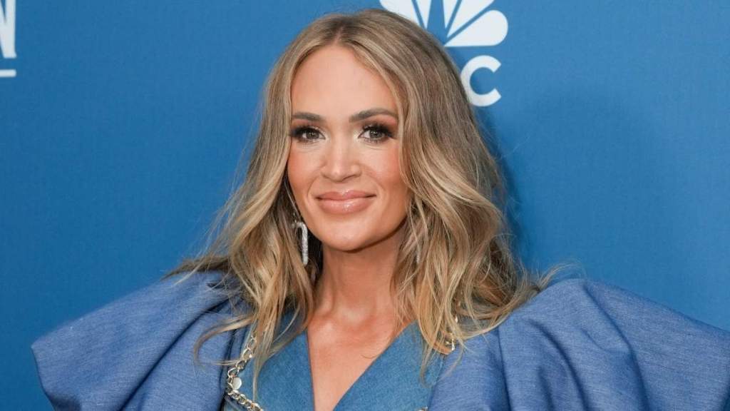 Carrie Underwood's Updated 'Sunday Night Football' Opening Divides NFL Fans