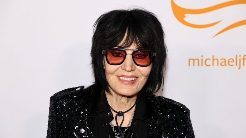 Rocker Joan Jett Cancels Upcoming Concerts After Fractured Vertebra