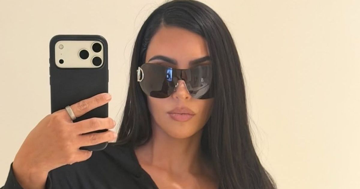 Kim Kardashian’s Plunging Gucci Dress Is Also Dangerously&hellip;