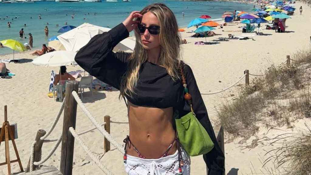 Alix Earle Takes a Dip in Tiny Agua Bendita Bikini That Barely Hangs On