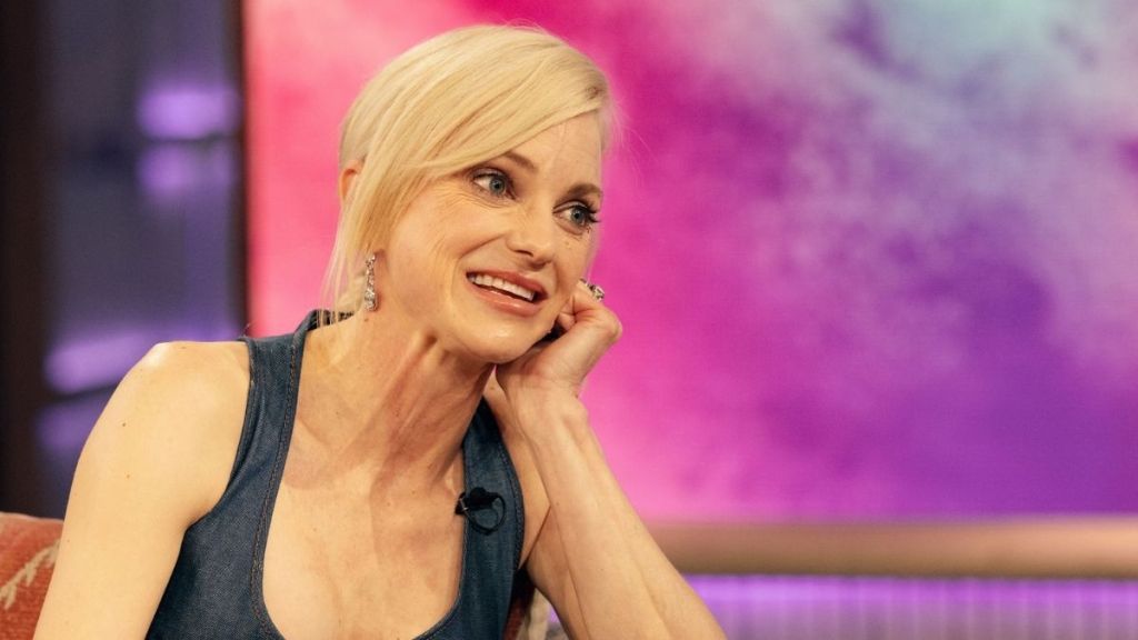 Anna Faris Says She Didn’t Always ‘Fit In’ With Fellow Moms