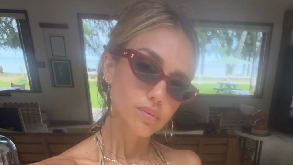 Jessica Alba Flaunts Her Curves in Skimpy Tiger-Print String Bikini
