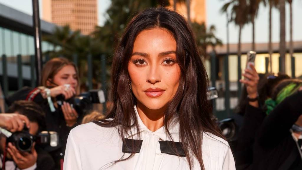 Shay Mitchell Builds $210 Million Empire After ‘Pretty Little Liars’