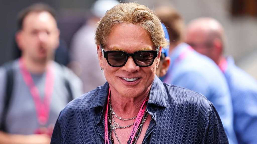 Guns N’ Roses Frontman Admits He ‘Shouldn’t Be Doing' This After Alarming Confession