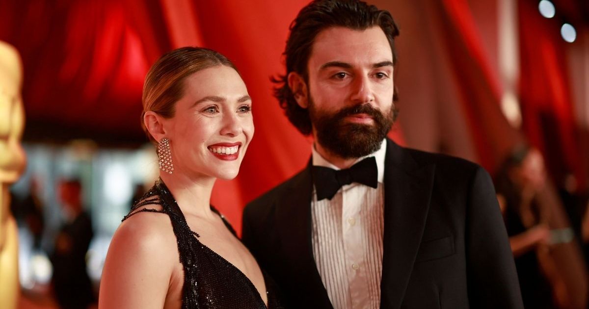 Marvel Favorite Elizabeth Olsen Welcomes First Child With Robbie Arnett