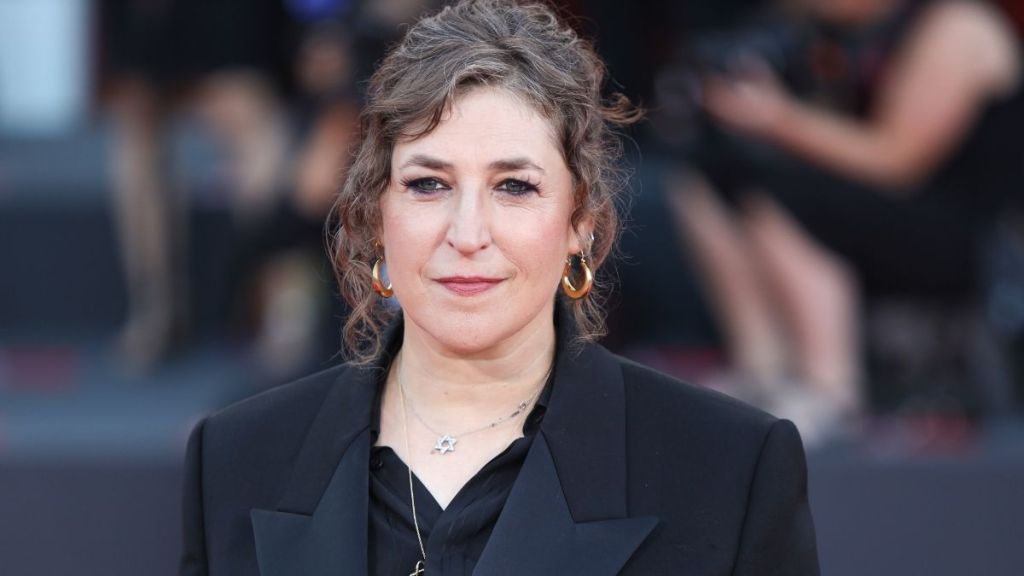 Mayim Bialik Betrays Major Big Bang Theory Stars to Reveal True Friends
