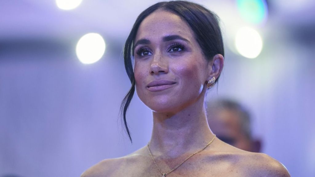 If Meghan Markle Divorces Prince Harry, the Palace Has a Princess Diana-Style Plan — Insider