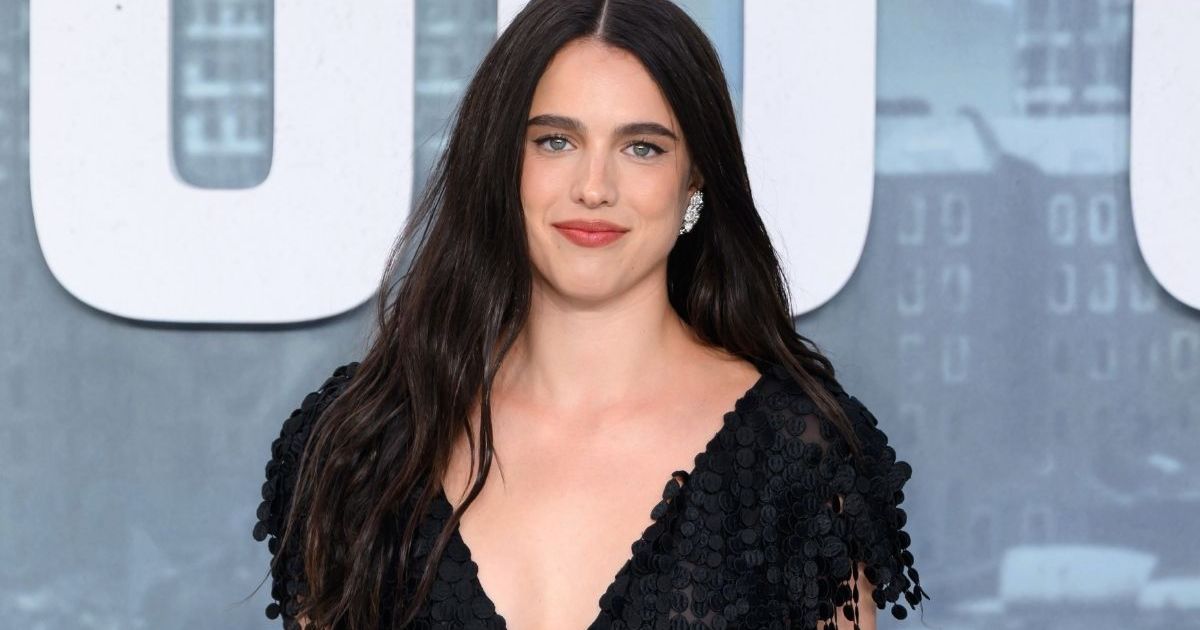Margaret Qualley’s Blinding Chanel Skirt Has Not 1 but 2&hellip;