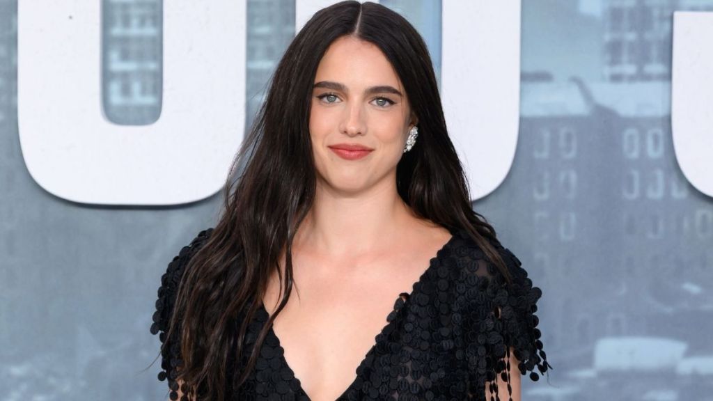 Margaret Qualley's Blinding Chanel Skirt Has Not 1 but 2 High Slits