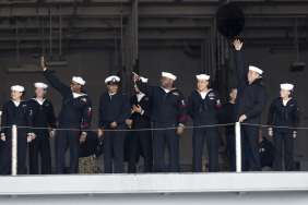 USS Abraham Lincoln Sailors Finally Head Home After Trump’s ‘Not Long Enough’ Jab