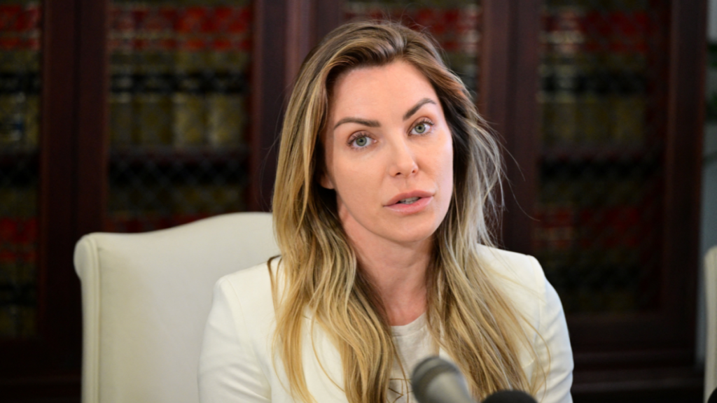 Crystal Hefner Drops Bombshell On Life Inside The Playboy Mansion