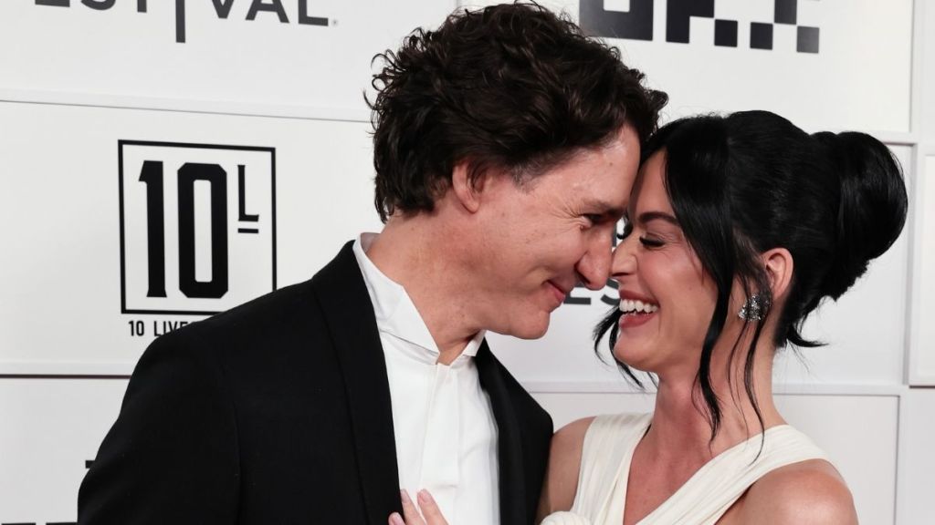 Justin Trudeau and Katy Perry Hit Peak Cringe in a Hardware Store