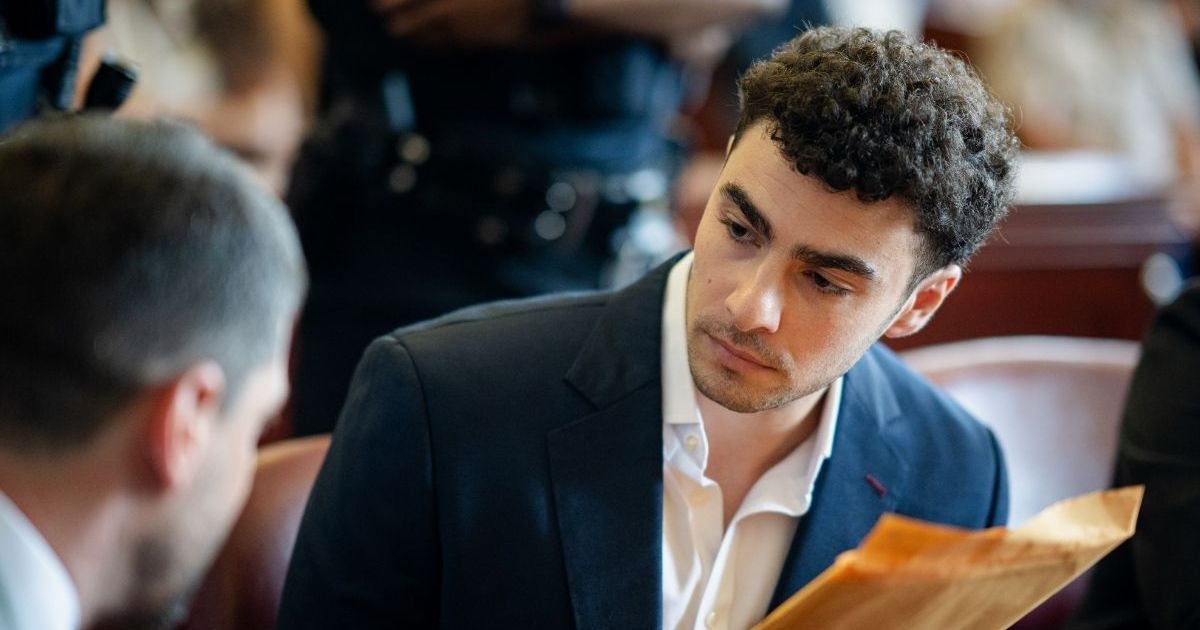 Luigi Mangione Pushes for Live Broadcast of High-Profile Trial