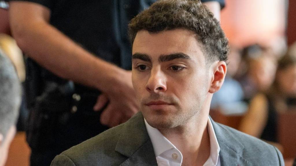 Luigi Mangione’s State Murder Trial Hits a Major Roadblock