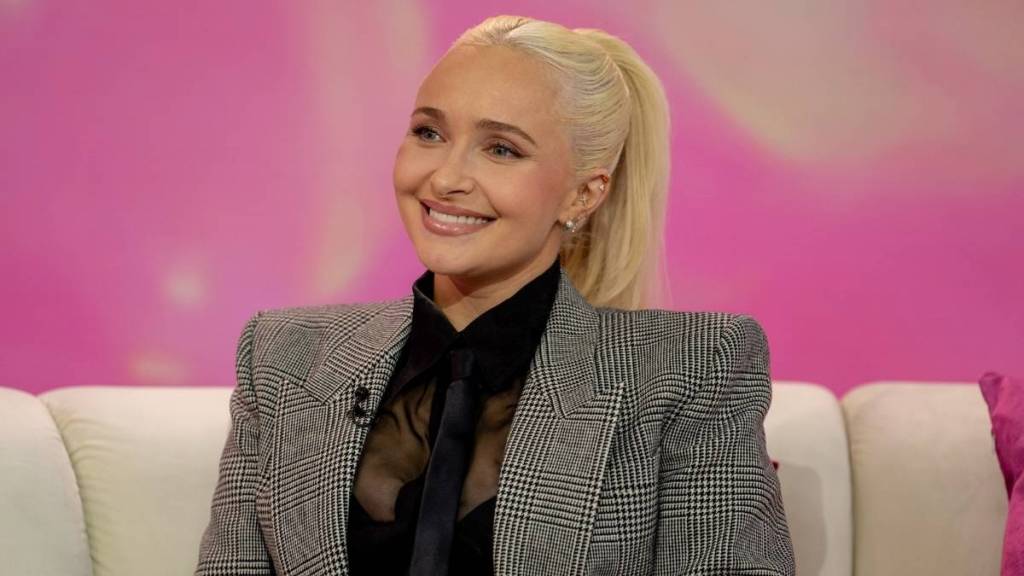 Hayden Panettiere’s ‘Heroes’ Costars Reunite in Her Memory