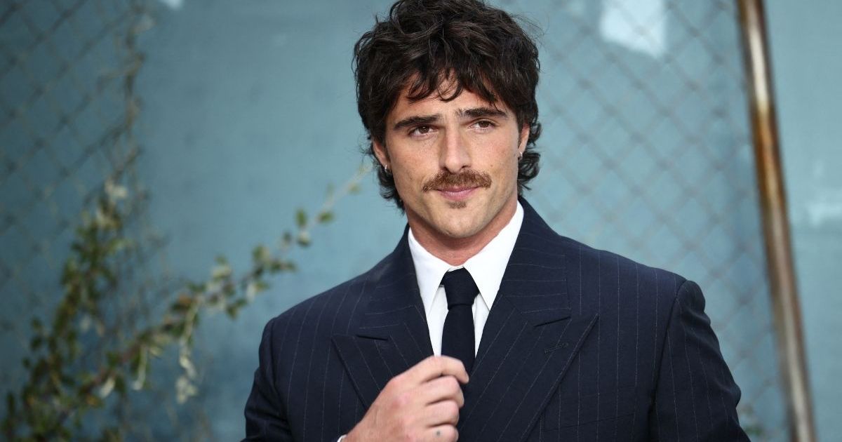 Jacob Elordi’s Perfect Red-Carpet Plus-One is Surprisingly…