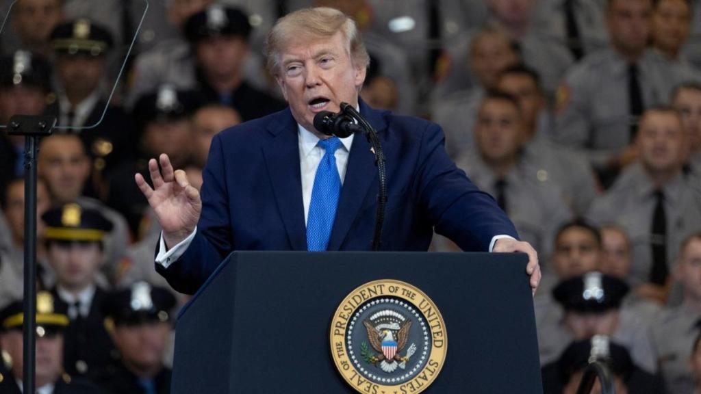 Donald Trump’s Close Ones Are ‘Not Happy’ As He Reunites With His Old Nemesis